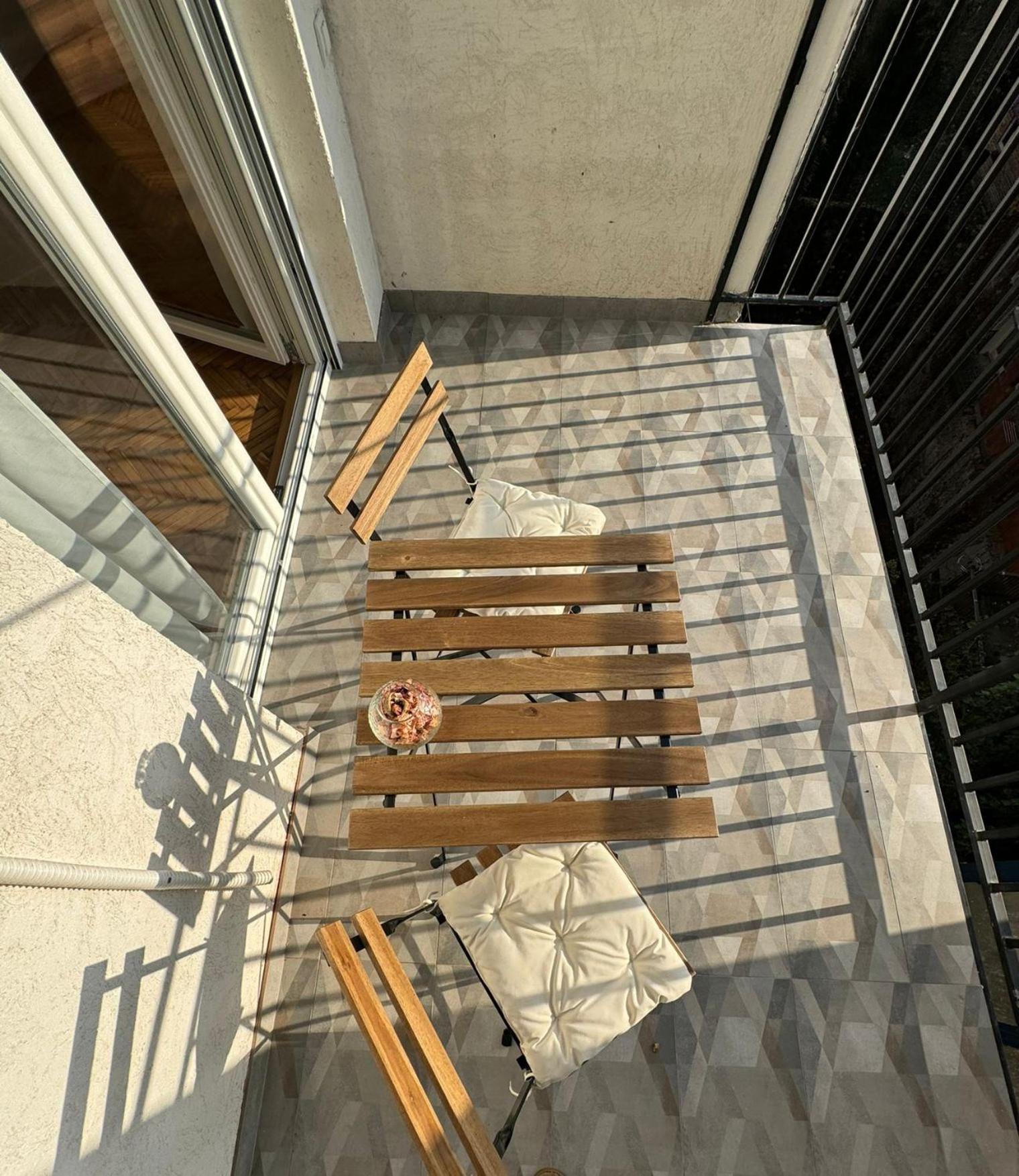 Balconia Sunny Apartment In Centre Of Belgrad Exterior foto